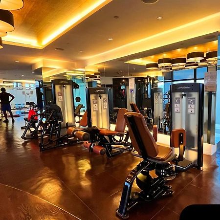 The Gramercy Residences Manila Eksteriør bilde